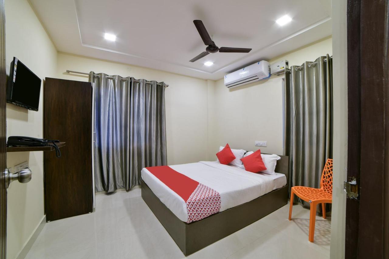 Oyo 16606 Iconic Living Hyderabad Exterior foto