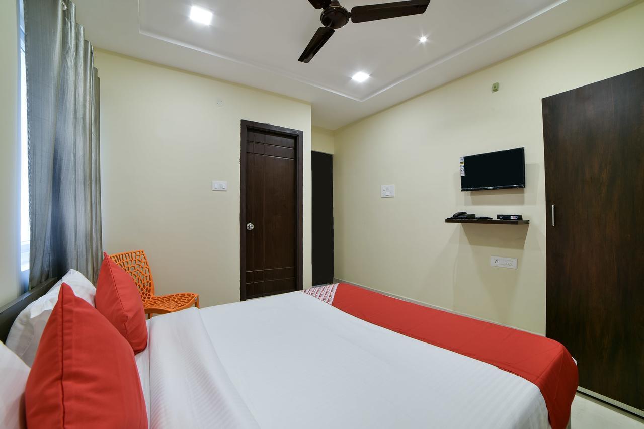 Oyo 16606 Iconic Living Hyderabad Exterior foto