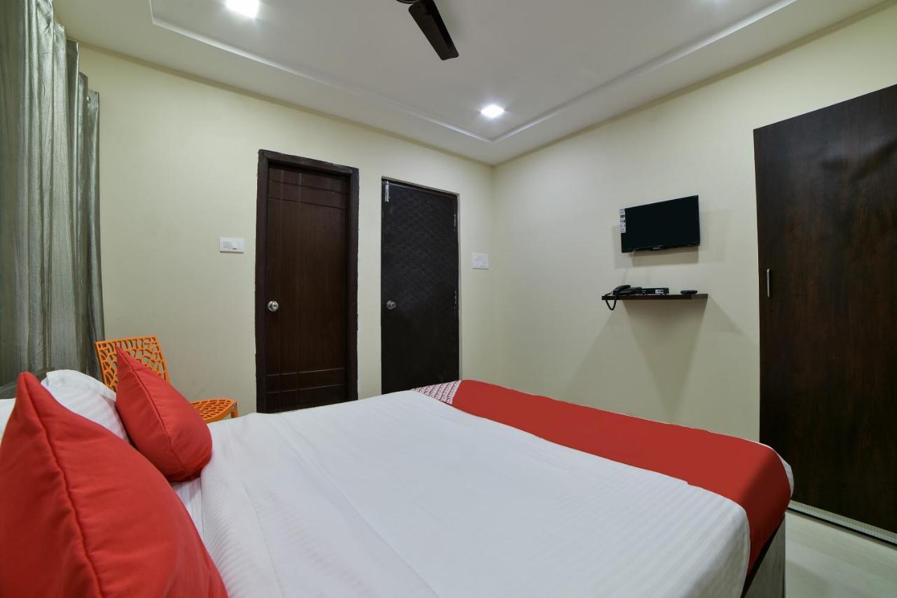 Oyo 16606 Iconic Living Hyderabad Exterior foto