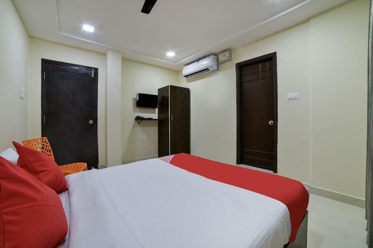 Oyo 16606 Iconic Living Hyderabad Exterior foto