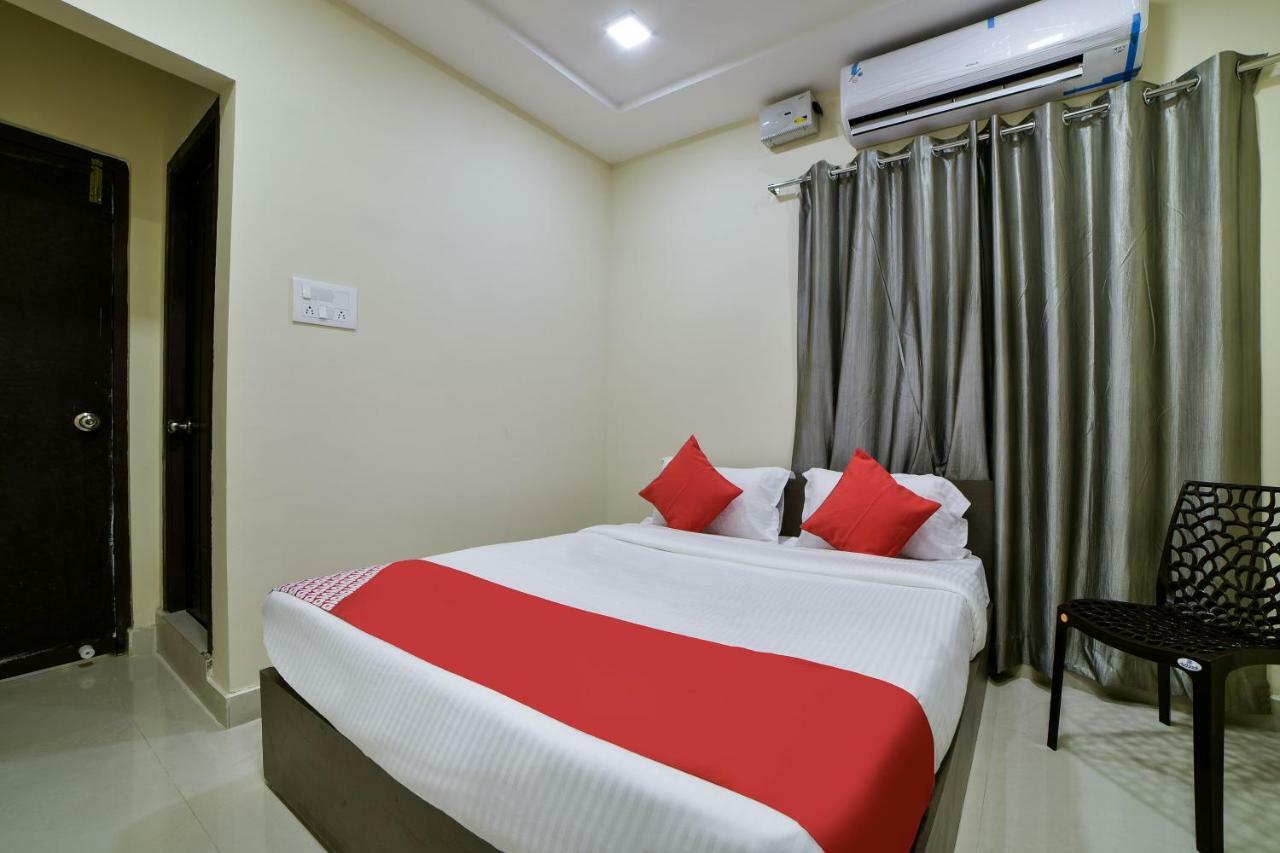 Oyo 16606 Iconic Living Hyderabad Exterior foto