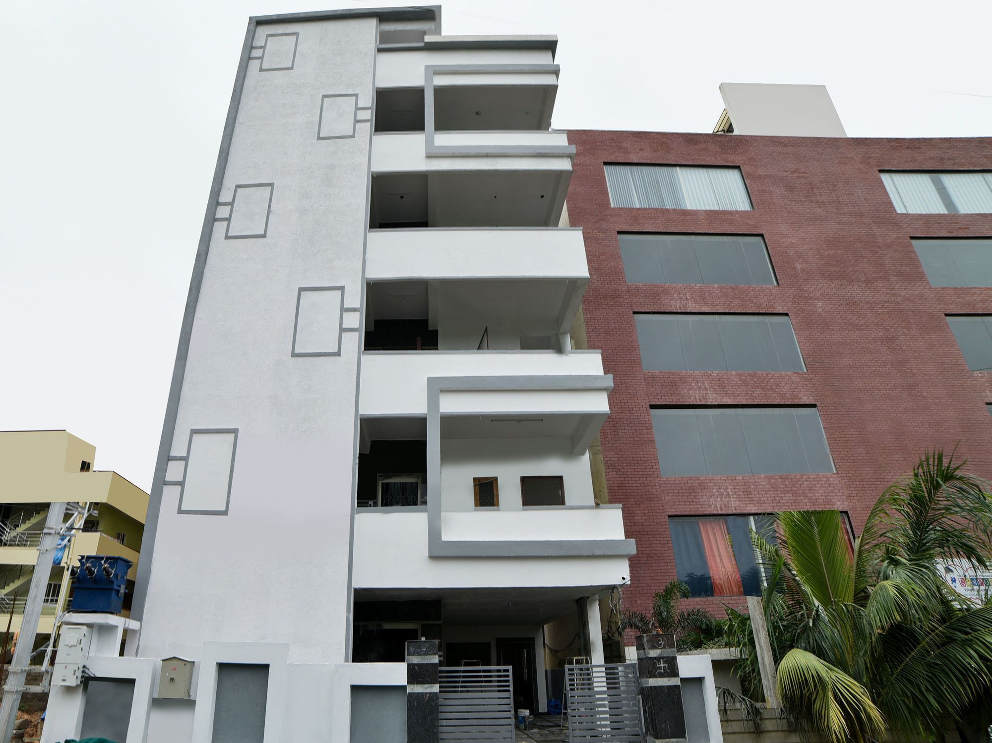 Oyo 16606 Iconic Living Hyderabad Exterior foto